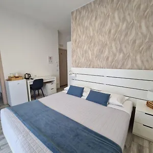 3* Pensión Bgy Airport House