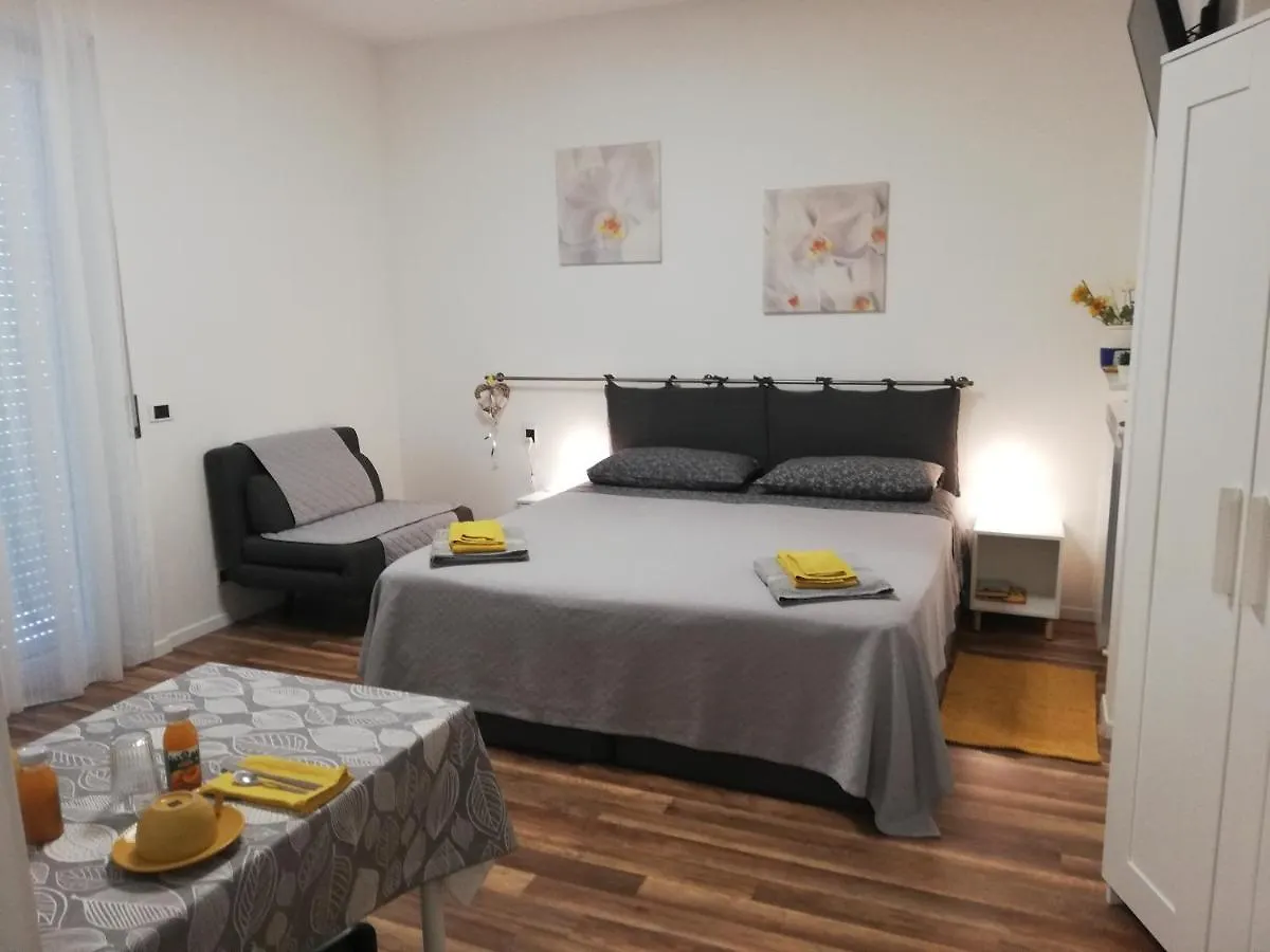 Bed & Breakfast Cristel Malpensa Room Cardano Al Campo Italy