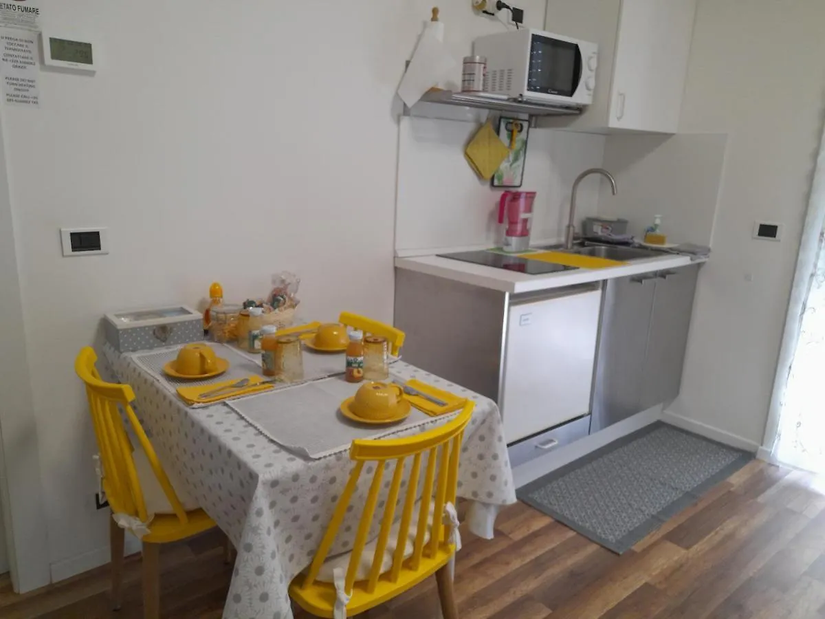 Cristel Malpensa Room Cardano Al Campo Bed & Breakfast