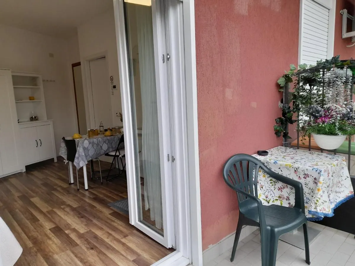 Cristel Malpensa Room Cardano Al Campo Italy